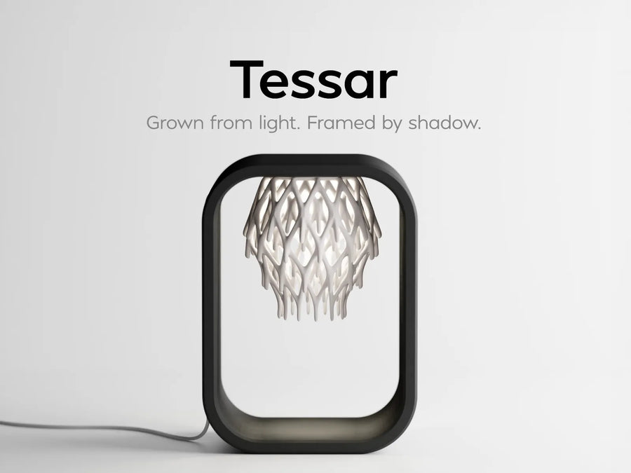 Tessar — скулптурна настолна лампа с LED светлина