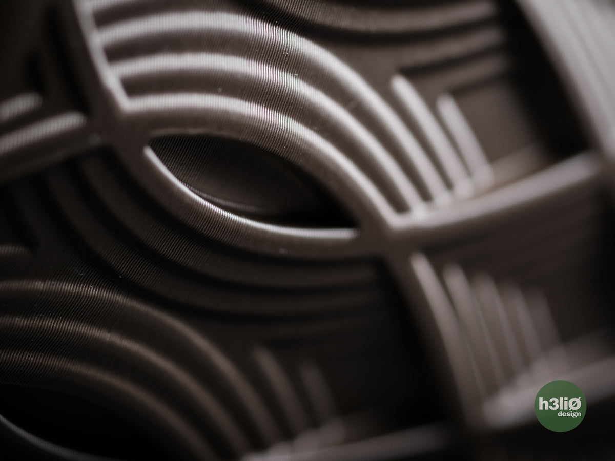 Salir — сферичен planter с ажурен art-deco релеф